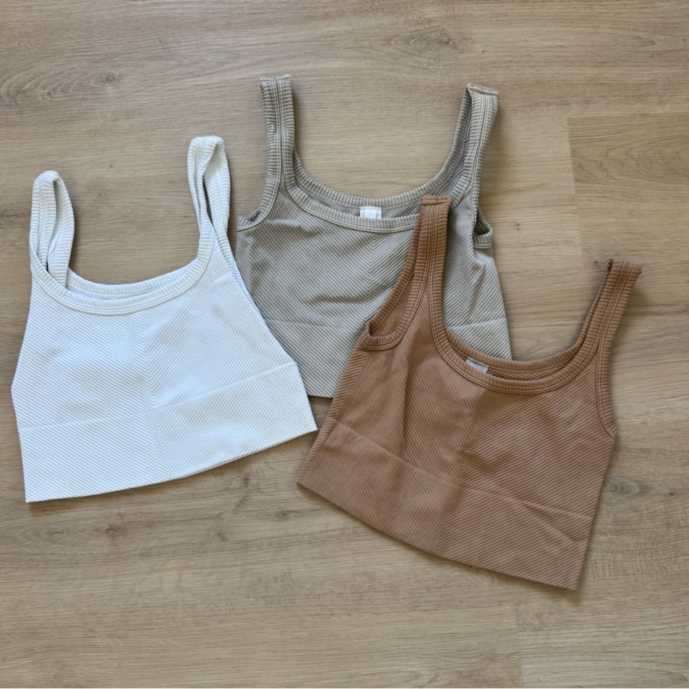 Nikibiki Ribbed Tank Top Bundle